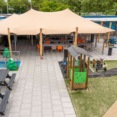 buitenterreinzwembadmeekenesch-11