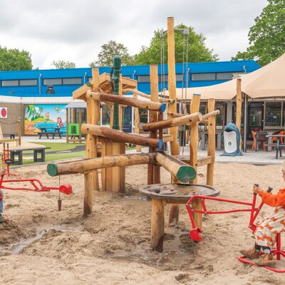 buitenterreinzwembadmeekenesch-42